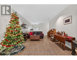 Dining room - 61 Rue Vanier, Tiny, ON L9M0J2 Photo 4