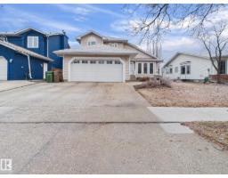 Family room - 92 Dufferin St, St Albert, AB T8N5R7 Photo 4