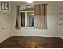 Kitchen - Main 2nd Floor 3299 Cactus Gate, Mississauga, ON L5N8A5 Photo 4