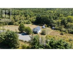 Primary Bedroom - 2267 Highway 210, Chelsea, NS B4V7M1 Photo 5