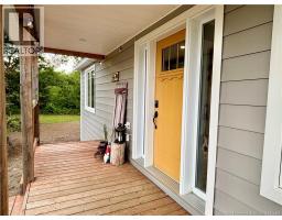 Bath (# pieces 1-6) - 567 Rte 450, Lavillette, NB E9G2P9 Photo 4