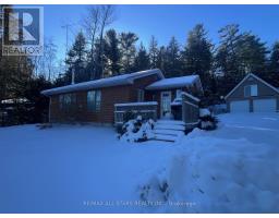Bathroom - 268 Pringles Road, South Algonquin, ON K0J2M2 Photo 2