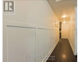 608 297 College Street, Toronto, ON M5T0C2 Photo 5