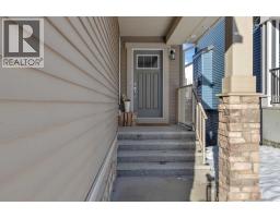 Office - 173 Kingsbury Close Se, Airdrie, AB T4A0R4 Photo 4