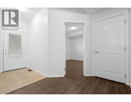 Primary Bedroom - 212 Sunrise Terrace Ne, High River, AB T1V0C2 Photo 4