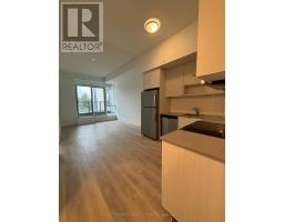 210 204 Burnhamthorpe Road E, Mississauga, ON L5A4L4 Photo 4