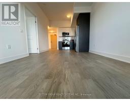 210 204 Burnhamthorpe Road E, Mississauga, ON L5A4L4 Photo 5