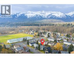 Kitchen - 36 Mt Klauer Street, Fernie, BC V0B1M3 Photo 2
