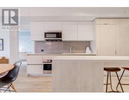 Primary Bedroom - 207 21 Park Street E, Mississauga, ON L5G0C2 Photo 4