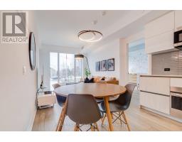 Bedroom 2 - 207 21 Park Street E, Mississauga, ON L5G0C2 Photo 5