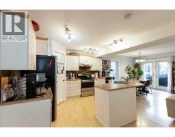 2pc Bathroom - 5032 47 Street, Sylvan Lake, AB T4S1X9 Photo 5