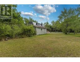 1555 Highway 2, Image 3