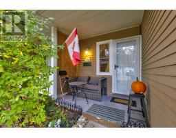 18 2185 Fairchild Boulevard, Burlington, ON L7P3P6 Photo 2