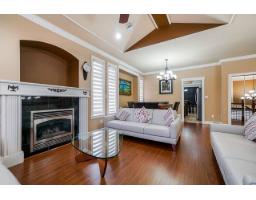 15588 92 Avenue, Surrey, BC V3R5W1 Photo 4