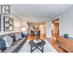 Living room - 2161 Grenville Drive, Oakville, ON L6H4X1 Photo 5