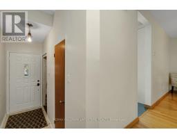 28 2 Bertona Street, Image 2