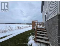 Family room - 4 Middleton Drive, Wasaga Beach, ON L9Z0K9 Photo 3