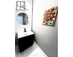 Kitchen - 4 Middleton Drive, Wasaga Beach, ON L9Z0K9 Photo 5