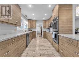 Living room - 1 Highland Drive, Tillsonburg, ON N4G2E8 Photo 5