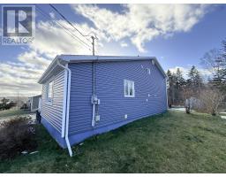 Living room - 87 Murphy Road, Westmount, NS B1R2H6 Photo 3