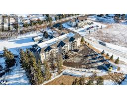 Dining room - 106 5205 Woodland Road, Innisfail, AB T4G0B2 Photo 3