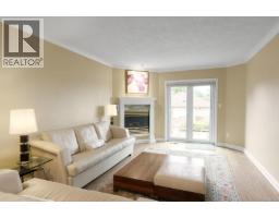 Ensuite - 8 500 Marsett Pl, Saanich, BC V8Z7J1 Photo 2