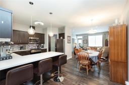 Bedroom - 1 555 Main Street, Steinbach, MB R5G2N3 Photo 5