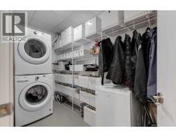 Living room - 230 88 9 Street Ne, Calgary, AB T2E4E1 Photo 3