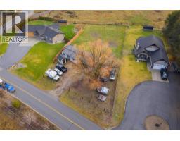 Bedroom - 894 Waterloo Road, Castlegar, BC V1N4K8 Photo 4