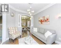 Bedroom - 8 Bainsville Circle, Brampton, ON L6P3A5 Photo 3