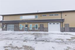 19 49 Clearsprings Road, Steinbach, MB R5G1V2 Photo 2