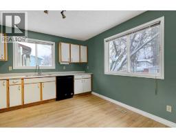 Bedroom - 8102 103 Street, Grande Prairie, AB T8W2A6 Photo 5