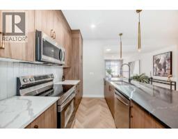 Living room - 62 Clydesdale Avenue, Cochrane, AB T4C2Y6 Photo 5