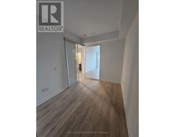 420 1 Fairview Road E, Mississauga, ON L5A0B4 Photo 5