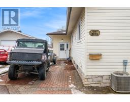 196 Reta Crescent, Pembroke, ON K8A1B3 Photo 4