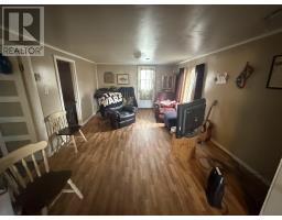 Bath (# pieces 1-6) - 64 Mill Village Road, Shubenacadie, NS B0N2H0 Photo 4