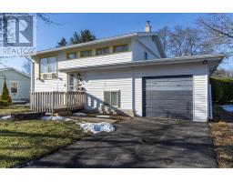 Den - 15 Acadia Street, Middleton, NS B0S1P0 Photo 2
