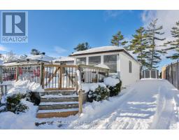 Living room - 241 Avery Point Road, Kawartha Lakes, ON L0K1W0 Photo 2