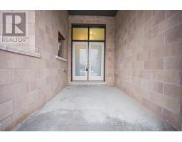 Living room - 62 Helliwell Crescent, Richmond Hill, ON L4E1C7 Photo 3