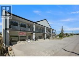 7585 Main West Street, Radium Hot Springs, BC V0A1M0 Photo 2