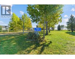 Bedroom - 75061 Range Road 205, Rural Lethbridge County, AB T1K8G8 Photo 3