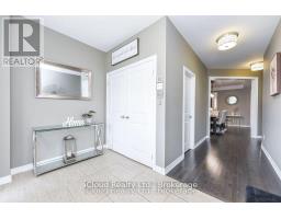 Kitchen - 60 Valleyway Drive, Brampton, ON L6X5G1 Photo 4