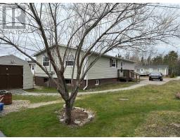 Dining nook - 43 Oak Crescent, Port Hawkesbury, NS B9A3H6 Photo 2