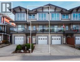 5934 Oldmill Lane, Sechelt, BC V7Z0S3 Photo 2