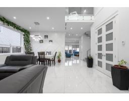 13306 90 Avenue, Surrey, BC V3V1C1 Photo 2