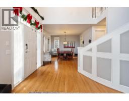 Full bathroom - 434 Providence Avenue, Kelowna, BC V1W4S8 Photo 4