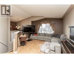Bedroom - 236 Deschner Close, Red Deer, AB T4R3C2 Photo 3