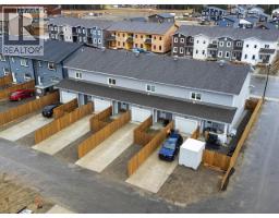Living room - 45 Wyvern Avenue, Whitehorse,  Y1A0T6 Photo 2