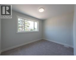 Kitchen - 742 Kamloops Avenue Unit 101, Penticton, BC V2A2J4 Photo 5