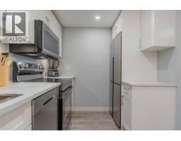 Family room - 621 Turner Street, Warfield, BC V1R2P8 Photo 3